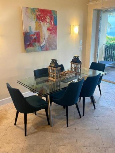 VR103 Dining Room 2026